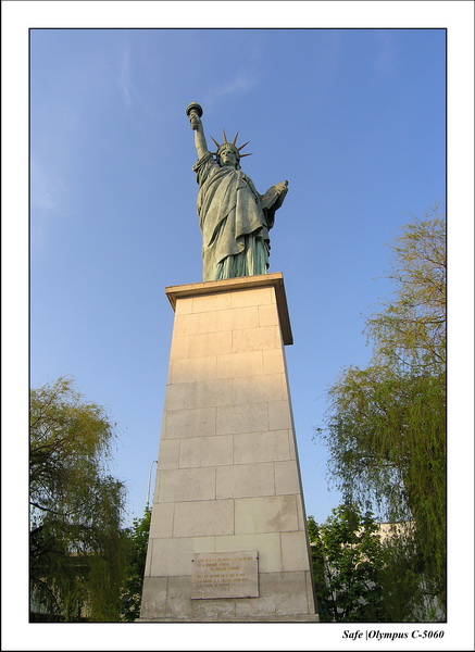 2006 - 05 - Statue de la liberte 3